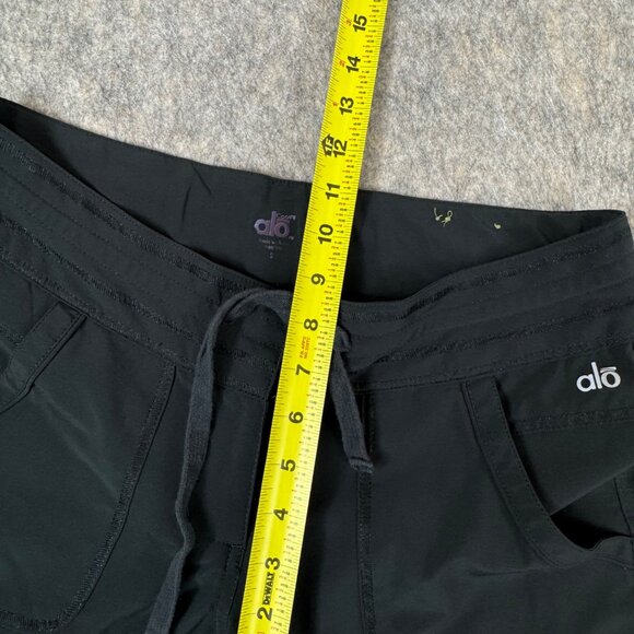 Alo Womens Cool Fit Pants Black Size Small Capri Stretch Pockets Hiking - Picture 5 of 11